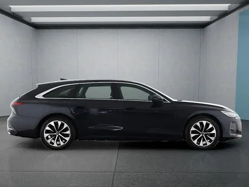 Gebraucht Audi A6 265 PS (194 kW) 2025 Blau Kombi