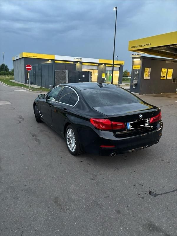 Gebraucht BMW 520 190 PS (139 kW) 2018 Schwarz Limousine