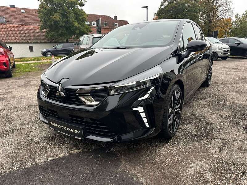 Onyx schwarz Gebraucht 2024 Mitsubishi Colt Edition Limousine | 18.490 € (Fairer Preis) - Bild 1/4