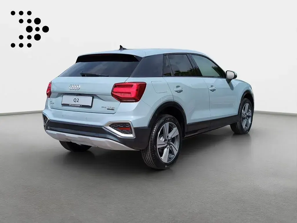 Neu Audi Q2 Advanced Plus 190 PS (139 kW) 2026 Pfeilgrau perleffekt SUV