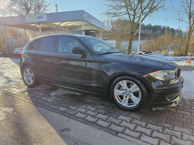 Gebraucht BMW 116 122 PS (89 kW) 2011 Kleinwagen