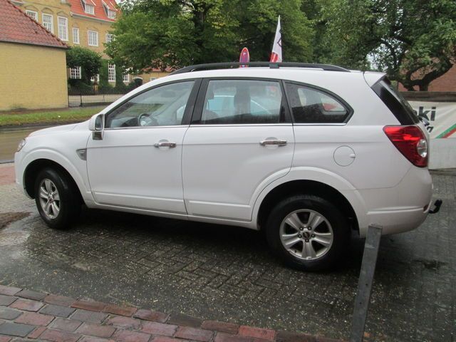 Gebraucht Chevrolet Captiva 150 PS (110 kW) 2010 Weiß SUV