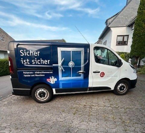 Weiß Gebraucht 2017 Renault Trafic Van | 11.500 € (Guter Preis) - Bild 1/4
