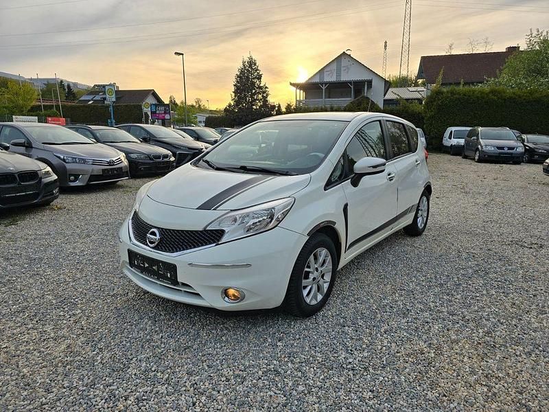 Gebraucht Nissan Note Acenta 90 PS (66 kW) 2016 Weiß Kleinwagen