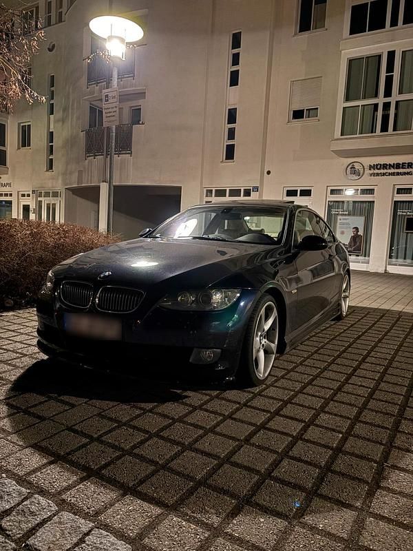 Gebraucht BMW 330 272 PS (200 kW) 2007 Blau Coupé