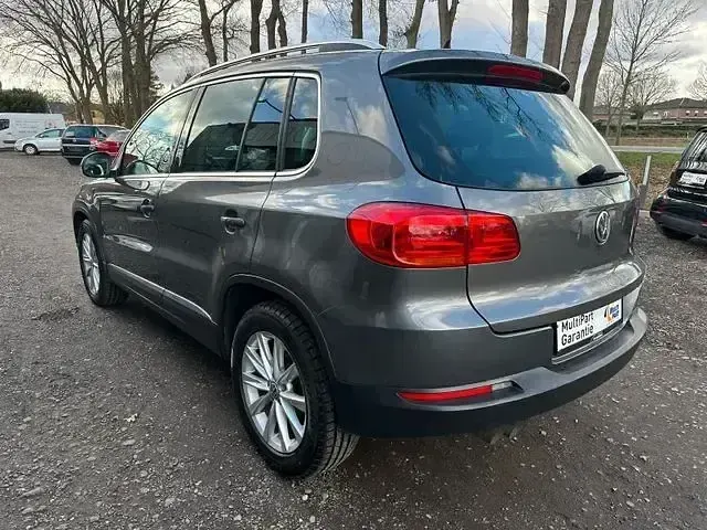 Gebraucht VW Tiguan Sportline 110 PS (80 kW) 2015 Grau SUV