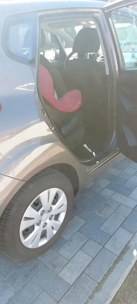 Gebraucht Hyundai ix20 Edition 90 PS (66 kW) 2014 Braun Kleinwagen
