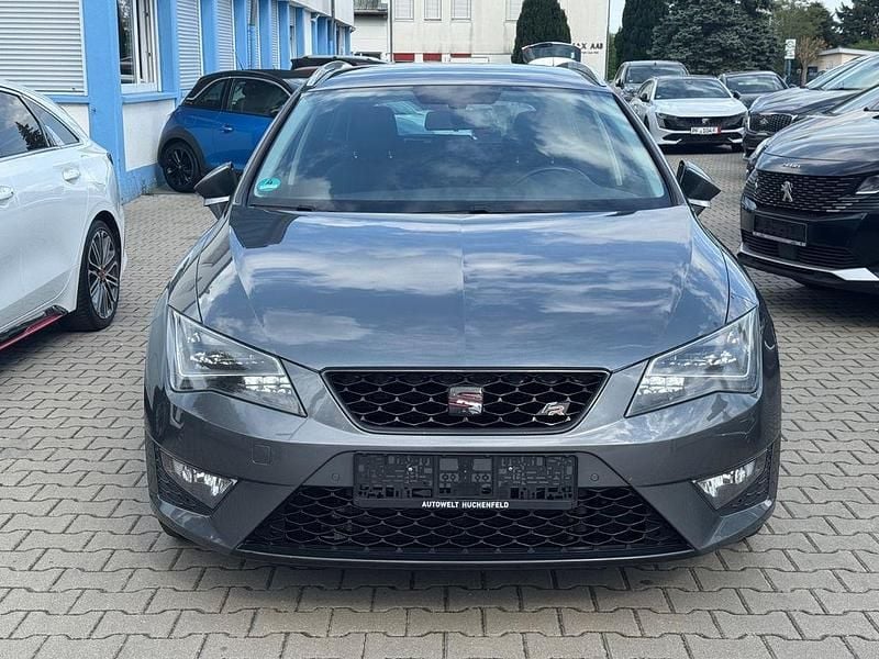 Second-hand Seat Leon ST 4Drive 150 CP (110 kW) 2016 Gri Break