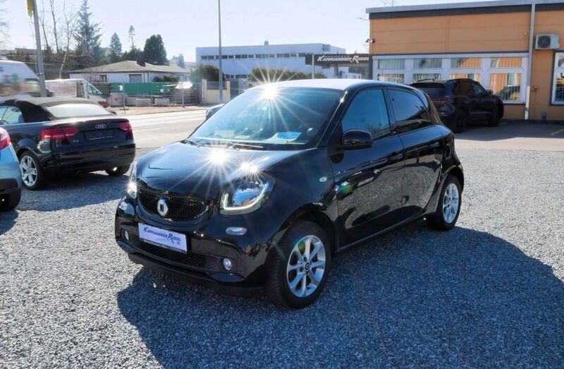 Schwarz Gebraucht 2016 Smart ForFour Passion Kleinwagen | 7.900 € (Fairer Preis) - Bild 1/4