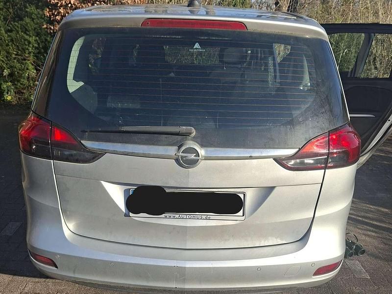 Gebraucht Opel Zafira Active 120 PS (88 kW) 2018 Silber Van / Kleinbus