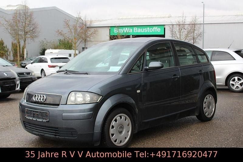 Grau Gebraucht 2002 Audi A2 Kleinwagen | 2.500 € (Guter Preis) - Bild 1/4