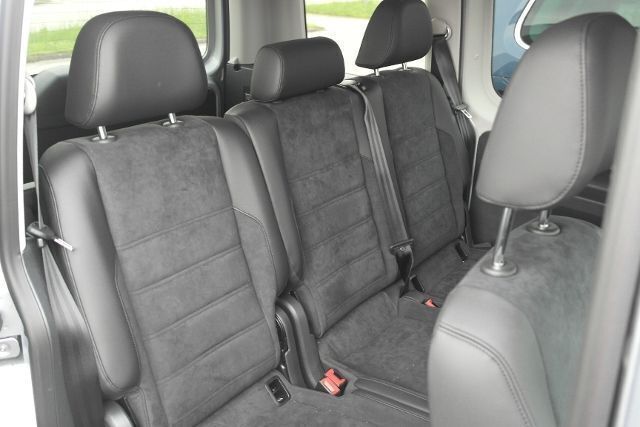 Gebraucht VW Caddy Highline 150 PS (110 kW) 2016 Silber metallic Van / Kleinbus