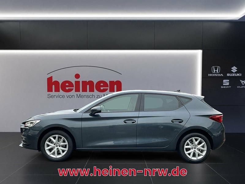 Gebraucht Seat Leon Style 131 PS (96 kW) 2020 Grau Limousine
