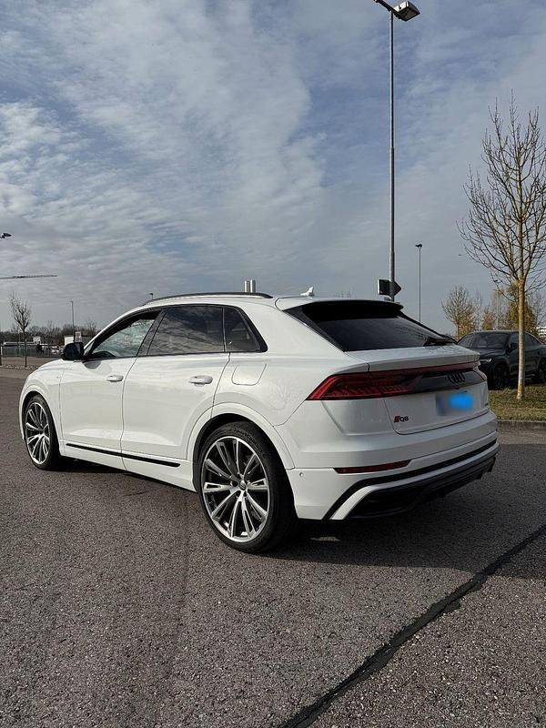 Gebraucht Audi Q8 S-Line 340 PS (250 kW) 2021 Weiß SUV
