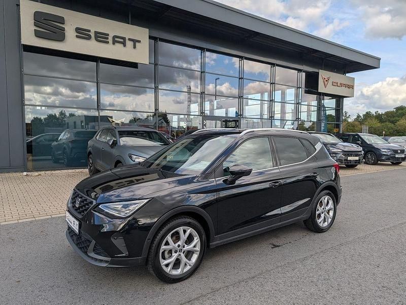 Schwarz Gebraucht 2024 Seat Arona FR SUV | 19.990 € (Guter Preis) - Bild 1/4
