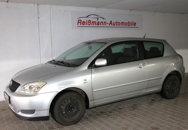 Brillantsilber metallic Gebraucht 2002 Toyota Corolla Limousine | 1.990 € (Guter Preis) - Bild 1/4