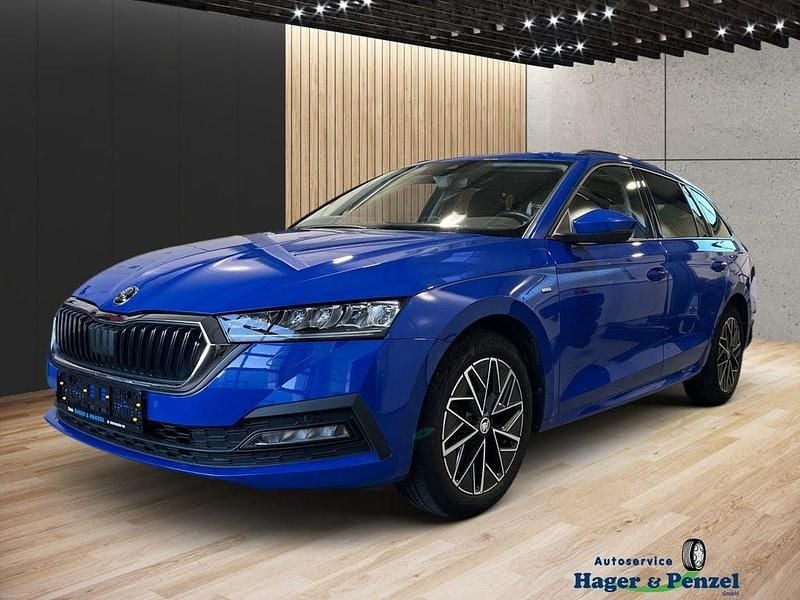 Blau Gebraucht 2022 Skoda Octavia Clever Kombi | 20.900 € (Guter Preis) - Bild 1/4