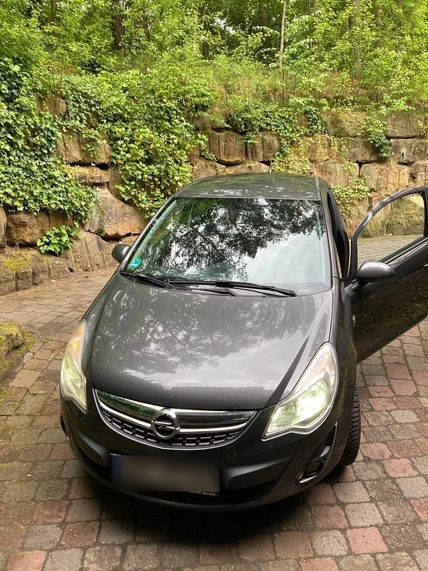 Gebraucht Opel Corsa 69 PS (50 kW) 2011 Grau Kleinwagen