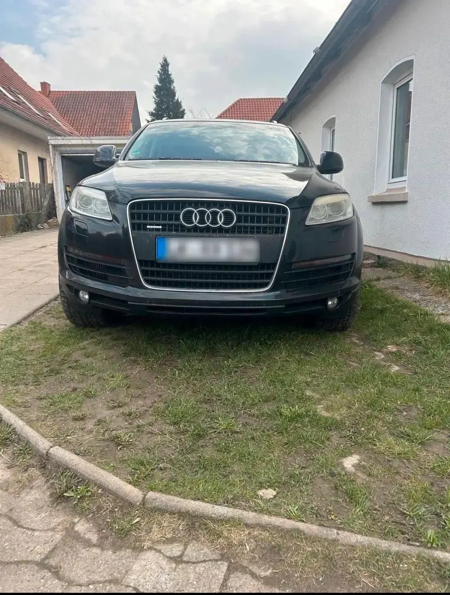 Second-hand Audi Q7 239 CP (175 kW) 2006 Negru SUV