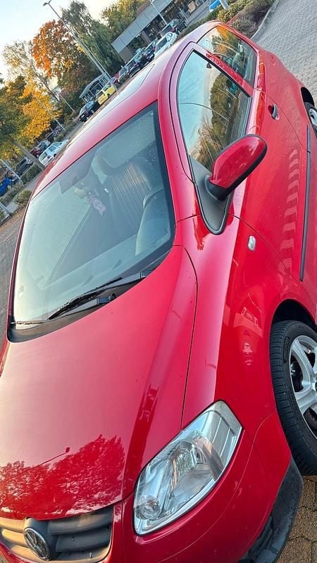 Gebraucht VW Fox 55 PS (40 kW) 2006 Rot Kleinwagen