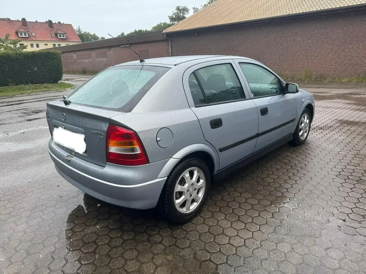Gebraucht Opel Astra 85 PS (62 kW) 2001 Grau Limousine
