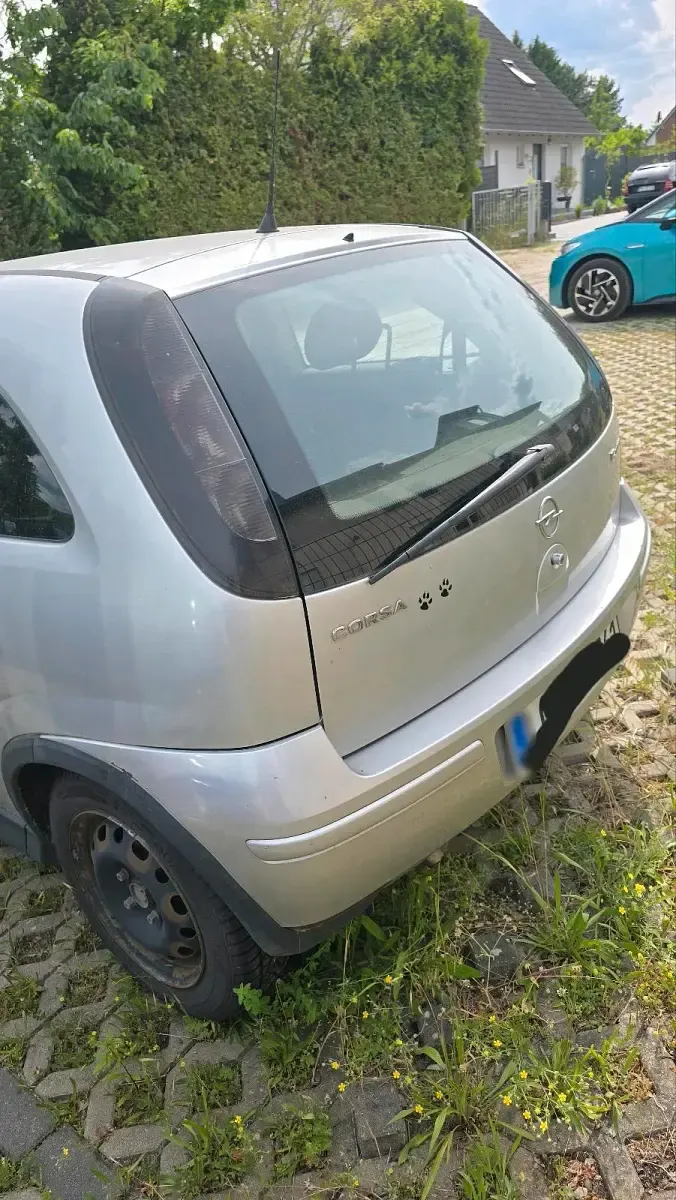 Gebraucht Opel Corsa 80 PS (58 kW) 2005 Silber Kleinwagen