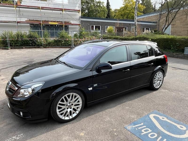 Schwarz Gebraucht 2006 Opel Signum OPC Kombi | 5.500 € - Bild 1/4