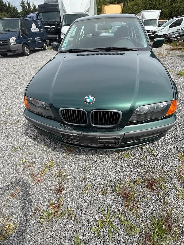 Gebraucht BMW 323 169 PS (124 kW) 1999 Grün Limousine