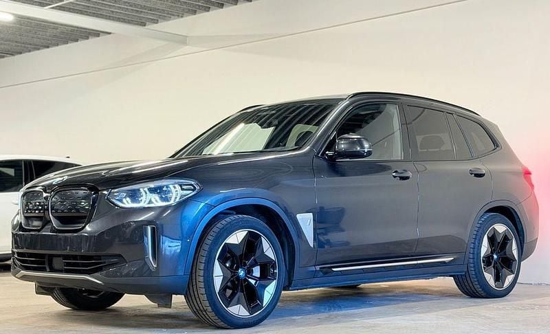 Gebraucht BMW iX3 Impressive 210 kW (286 PS) 2021 Grau SUV
