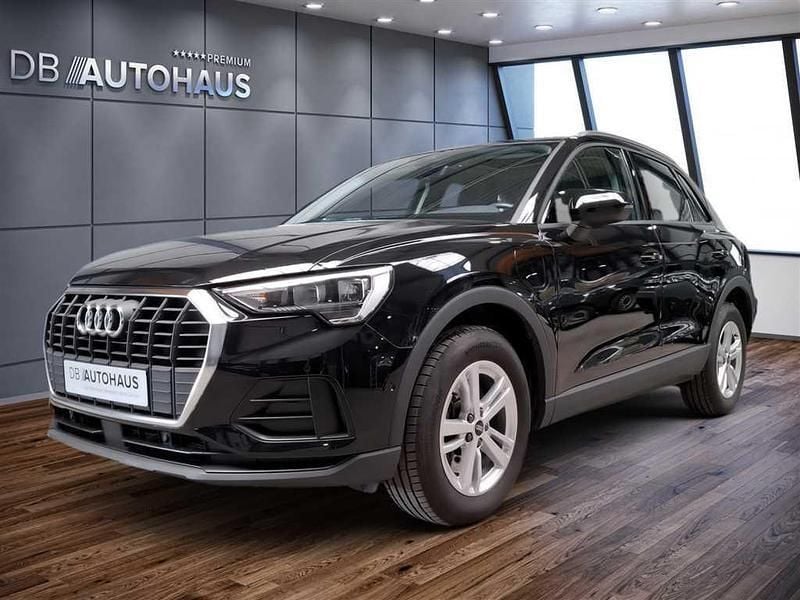 Schwarz Gebraucht 2022 Audi Q3 Ambiente SUV | 26.930 € (Superpreis) - Bild 1/4