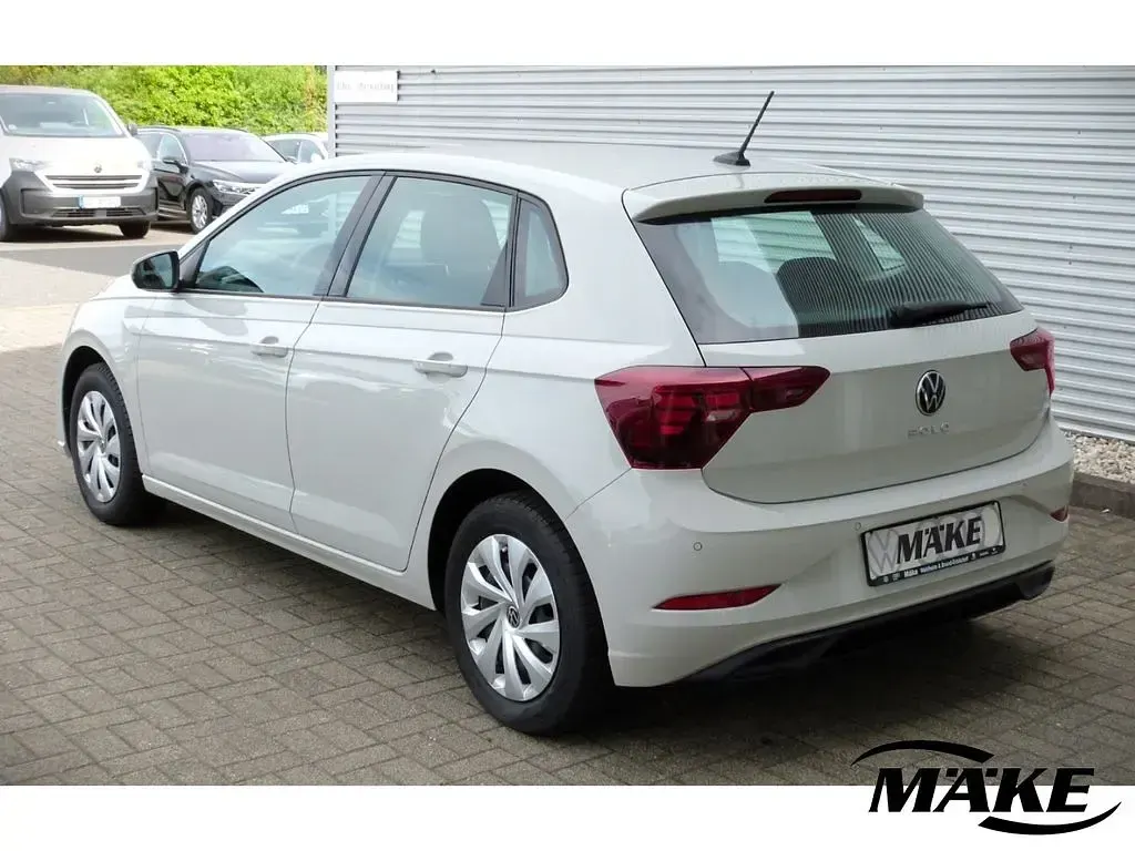 Gebraucht VW Polo Life 80 PS (58 kW) 2023 Ascotgrau Kleinwagen