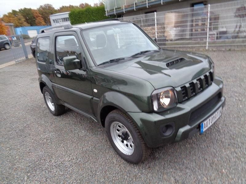 Grün Gebraucht 2017 Suzuki Jimny Comfort SUV | 17.500 € (Fairer Preis) - Bild 1/4