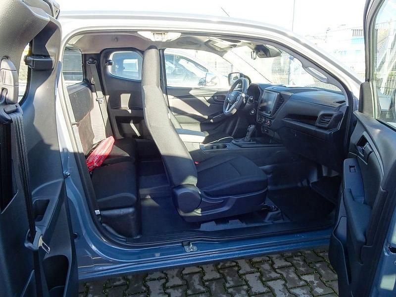 Neu Isuzu D-Max 163 PS (119 kW) 2026 Grau Abholung