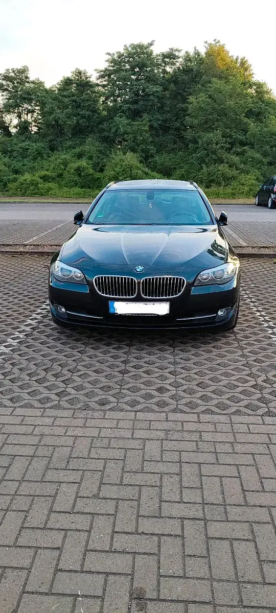 Gebraucht BMW 530 258 PS (189 kW) 2012 Grau Kombi