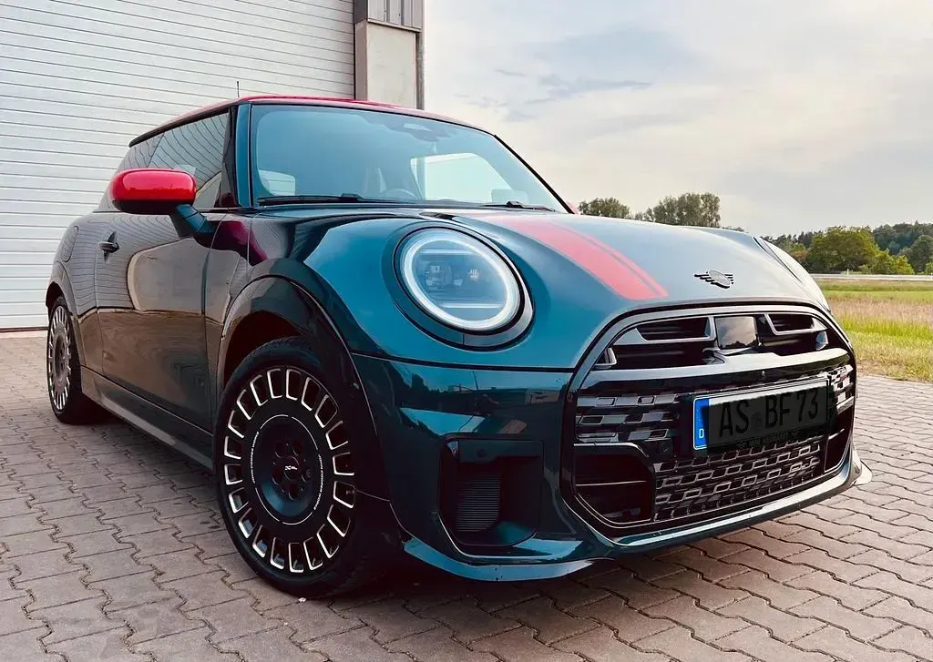 Gebraucht Mini John Cooper Works 204 PS (150 kW) 2024 Grau Kleinwagen