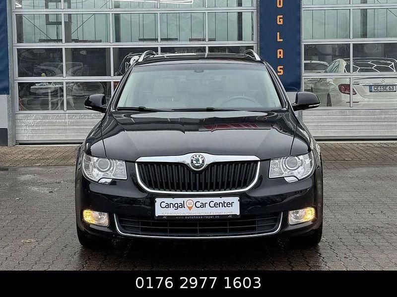 Gebraucht Skoda Superb Elegance 160 PS (117 kW) 2010 Schwarz Kombi