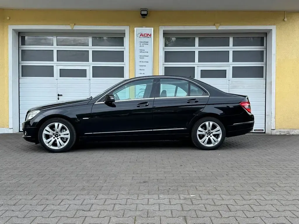 Gebraucht Mercedes C300 Avantgarde 231 PS (169 kW) 2010 Schwarz Limousine