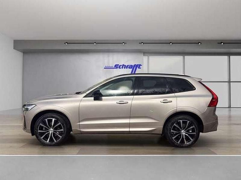 Gebraucht Volvo XC60 Plus 250 PS (183 kW) 2025 Bright dusk / metallic (metallic) SUV