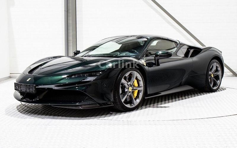 Gebraucht Ferrari SF90 1001 PS (736 kW) 2023 Grün Cabrio