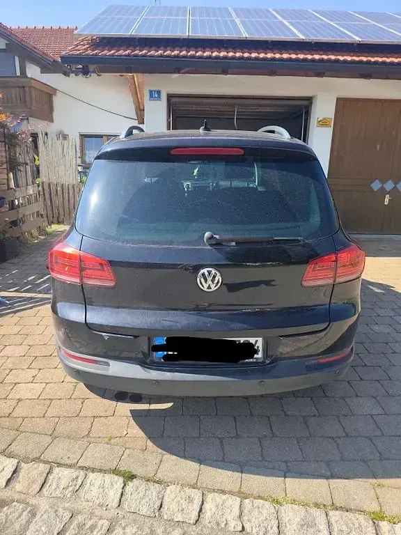 Gebraucht VW Tiguan Sportline 179 PS (131 kW) 2014 Schwarz SUV