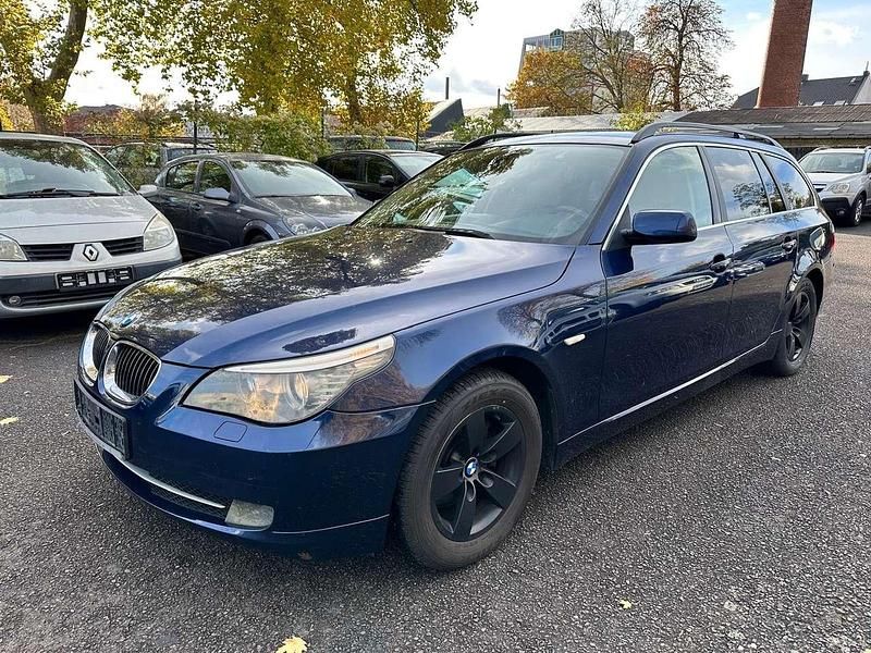 Tiefseeblau Gebraucht 2008 BMW 525 Kombi | 3.890 € (Superpreis) - Bild 1/4
