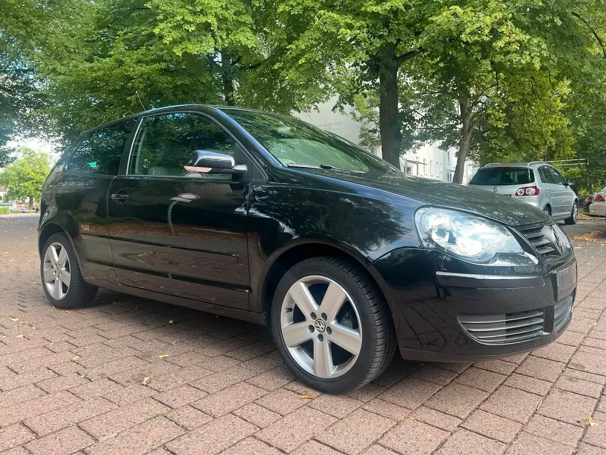 Gebraucht VW Polo Black Edition 80 PS (58 kW) 2008 Schwarz Kleinwagen
