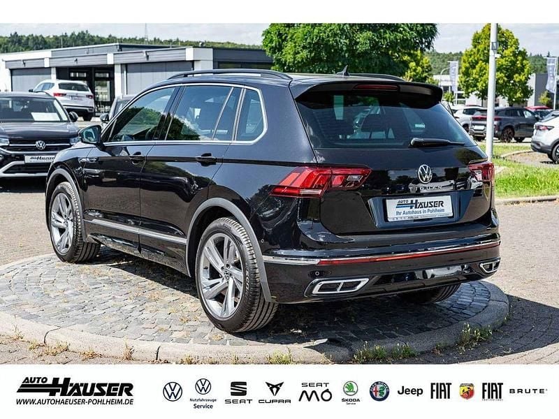 Gebraucht VW Tiguan R-line 150 PS (110 kW) 2022 Schwarz SUV
