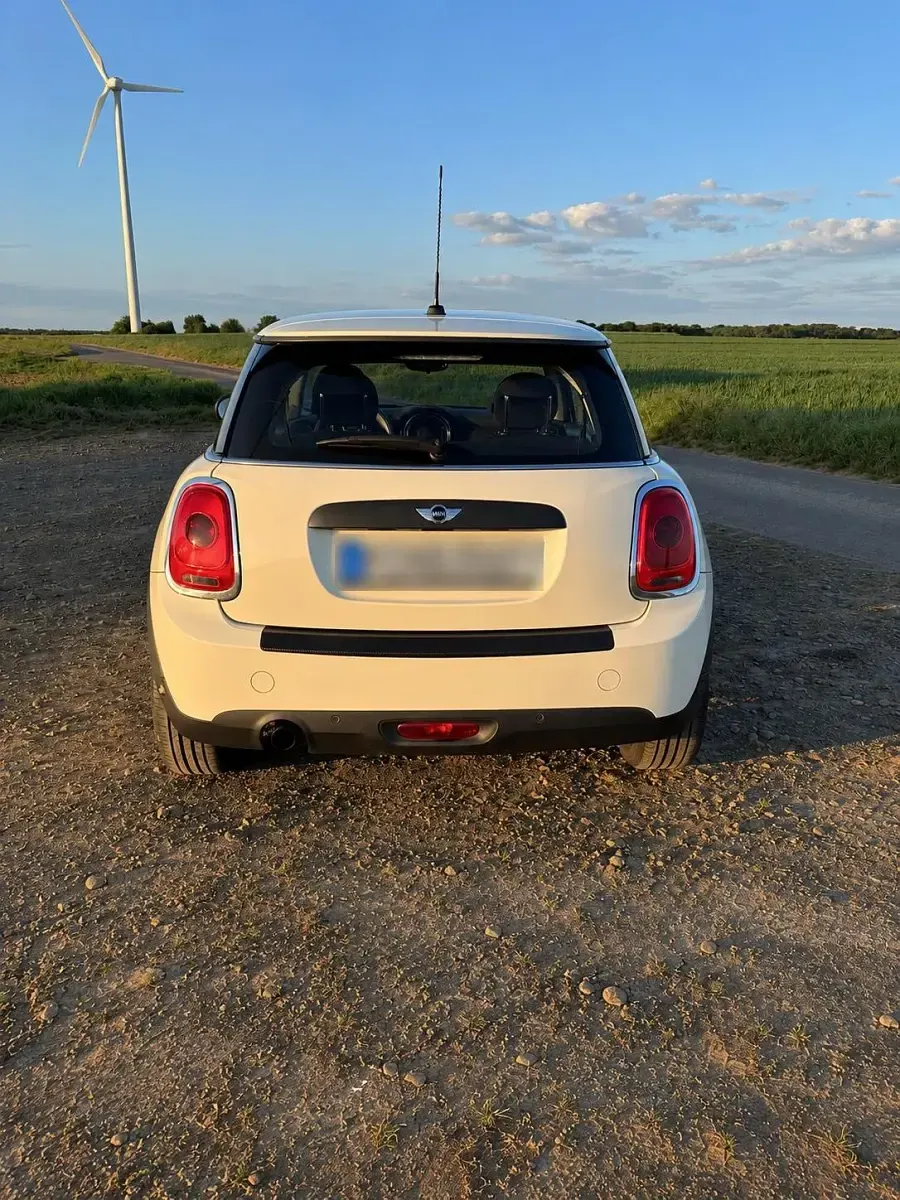 Occasion Mini ONE Pepper 102 PK (75 kW) 2017 Wit Hatchback