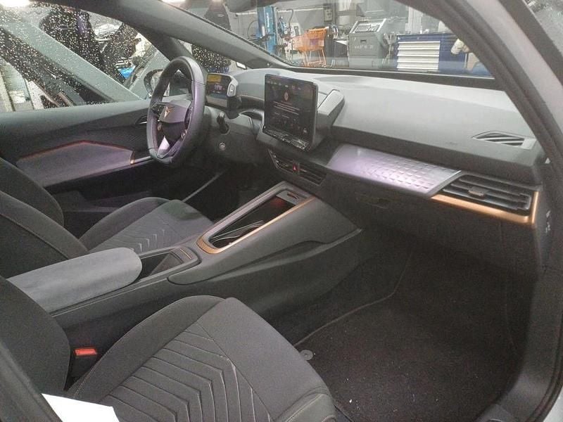 Gebraucht Cupra Born 169 kW (231 PS) 2023 Nevada white Kleinwagen