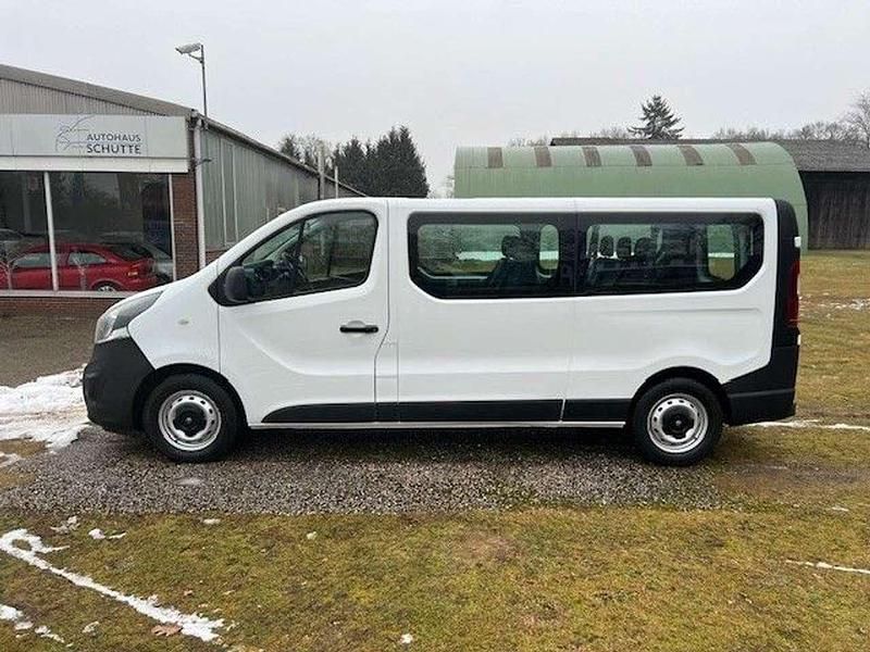 Gebraucht Opel Vivaro 125 PS (91 kW) 2017 Weiß Van / Kleinbus