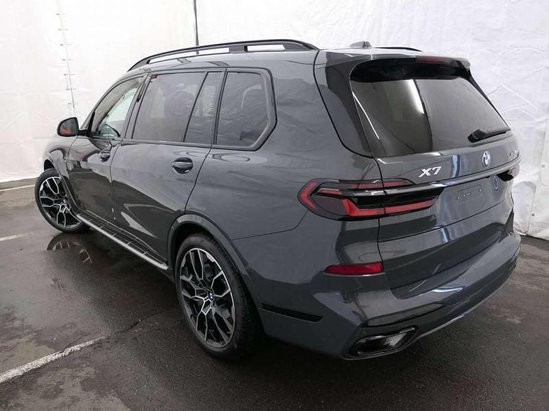 Gebraucht BMW X7 352 PS (258 kW) 2025 Bmw individual dravitgrau SUV
