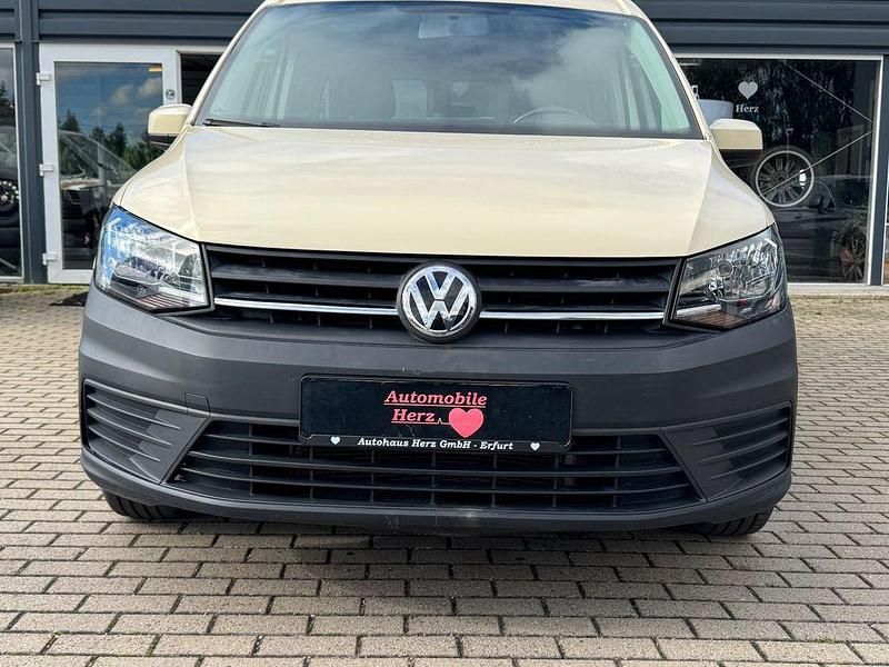 Gebraucht VW Caddy Maxi 102 PS (75 kW) 2018 Gelb Van / Kleinbus