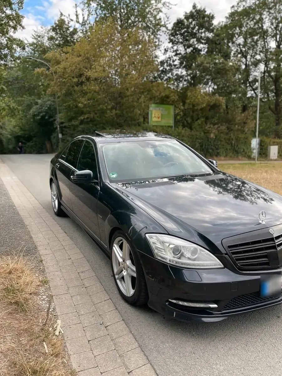 Gebraucht Mercedes S350 258 PS (189 kW) 2012 Schwarz Limousine