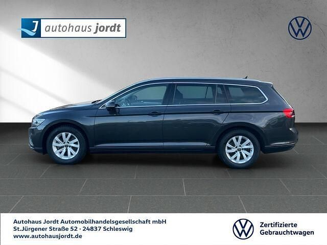 Gebraucht VW Passat Business 150 PS (110 kW) 2023 Grau Kombi